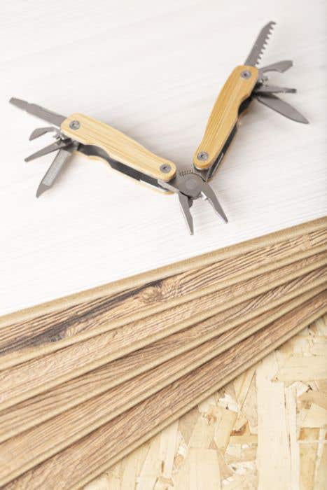 Bamboo multitool Dottie