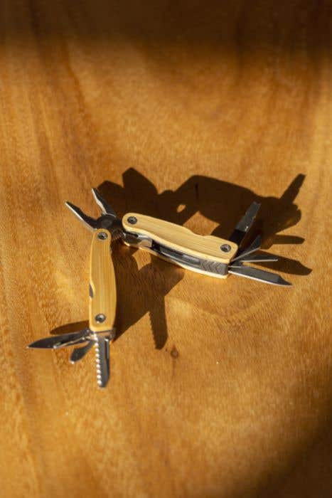Bamboo multitool Dottie