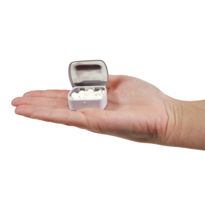 Scharnierblikje met extra strong mints