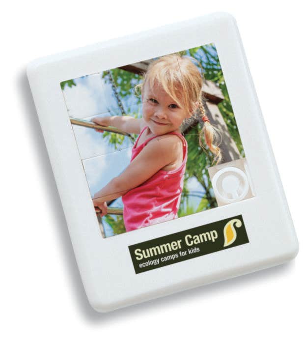 Plastic sliding game DIVER