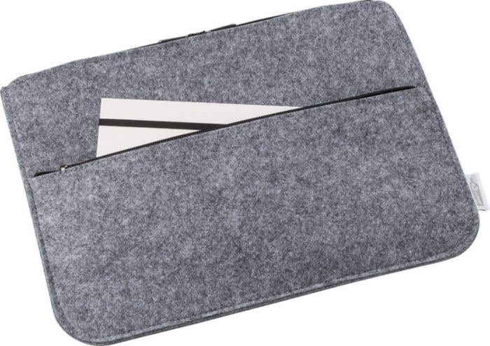 Laptophoes Vilt rPET Emilia