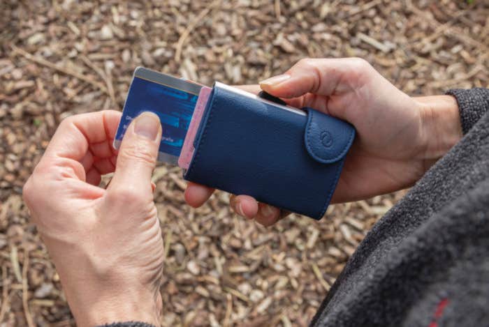 PU leather RFID kaarthouder C-Secure