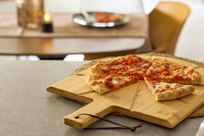 Pizzaplank Vale | Bamboe | Met pizzasnijder en spatel