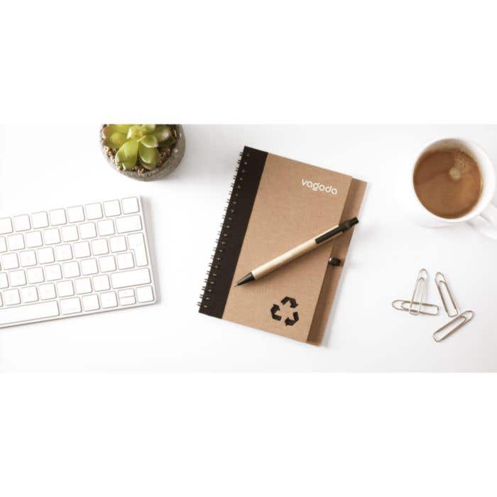 Notitieboek | Gerecycled | Gelinieerd | Met pen