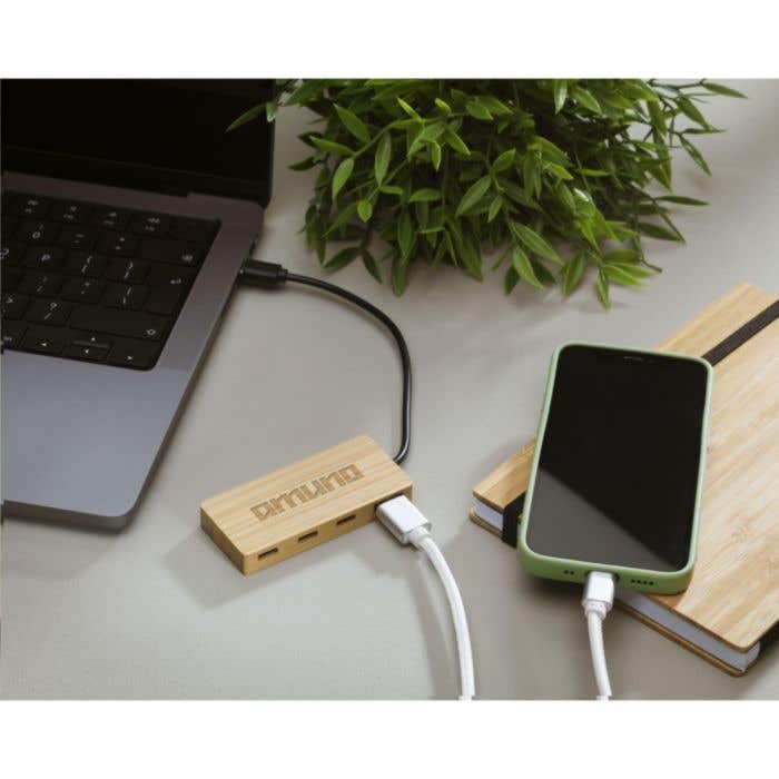 USB-hub | FSC® Bamboe | 1x USB-A + 3x USB-C