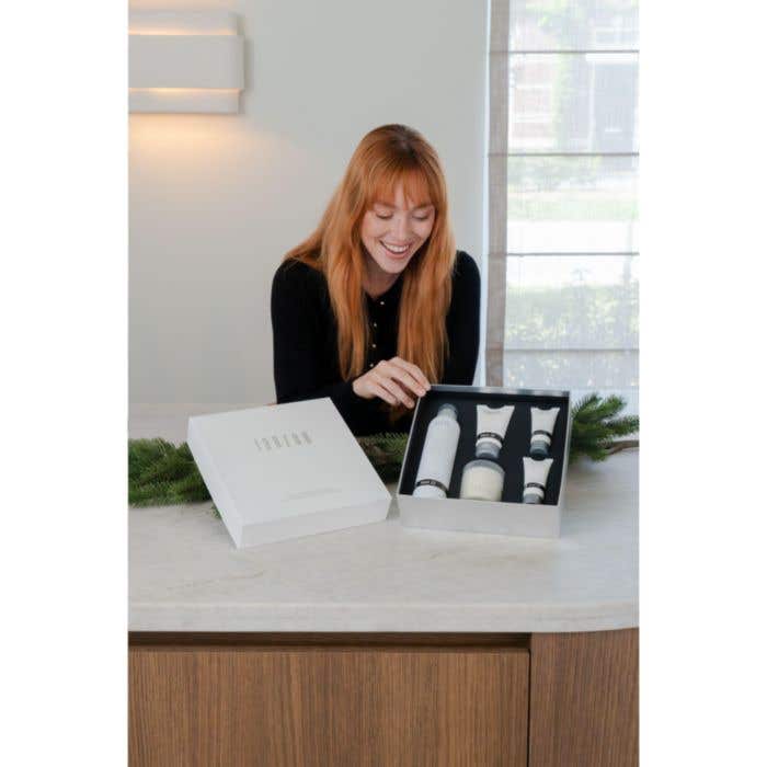 Janzen Giftset Black 22 | 5-delig | Verzorging & geurkaars