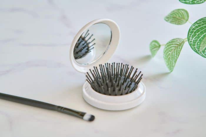 Gerecyclede Opvouwbare Haarborstel Eloi