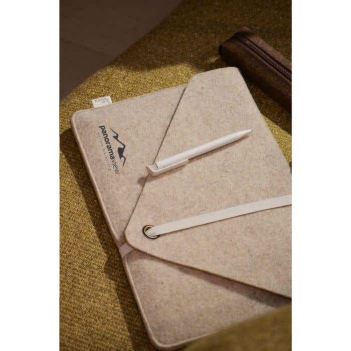 Laptophoes | Gerecycled wolvilt | 14 inch