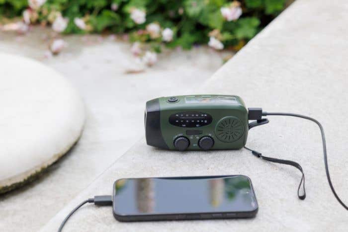 Noodradio Solan | Solar | Powerbank | Zaklamp
