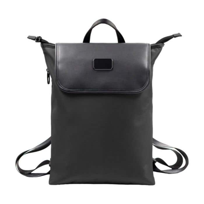 BrandCharger rugzak Aer | 22 L | Gerecycled | Laptopvak 16" | Smart lock
