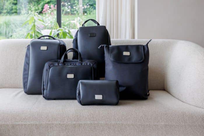 BrandCharger rugzak Aer | 22 L | Gerecycled | Laptopvak 16" | Smart lock
