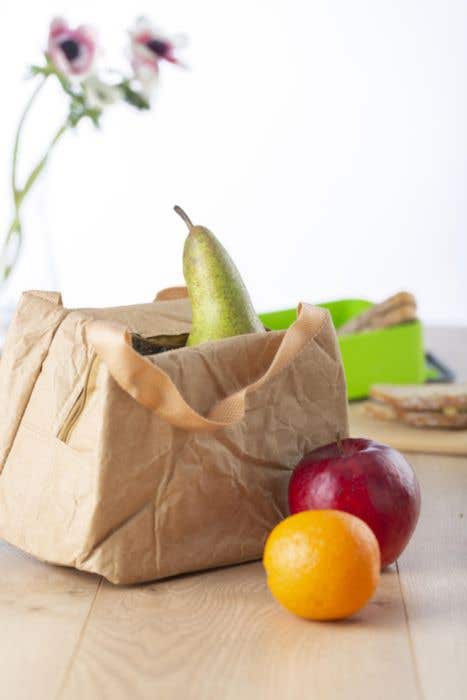 Kraftpapieren lunchkoeltas