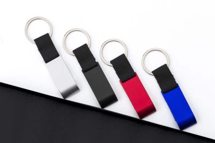 Sleutelhanger met flesopener en winkelwagenmunt